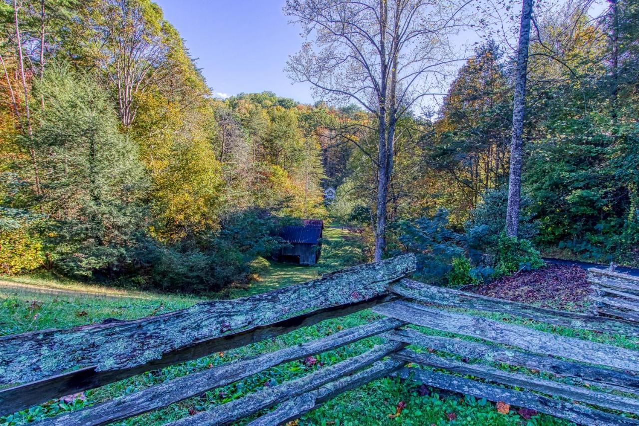 Cozy Creek Cabin Villa Pigeon Forge Exterior photo